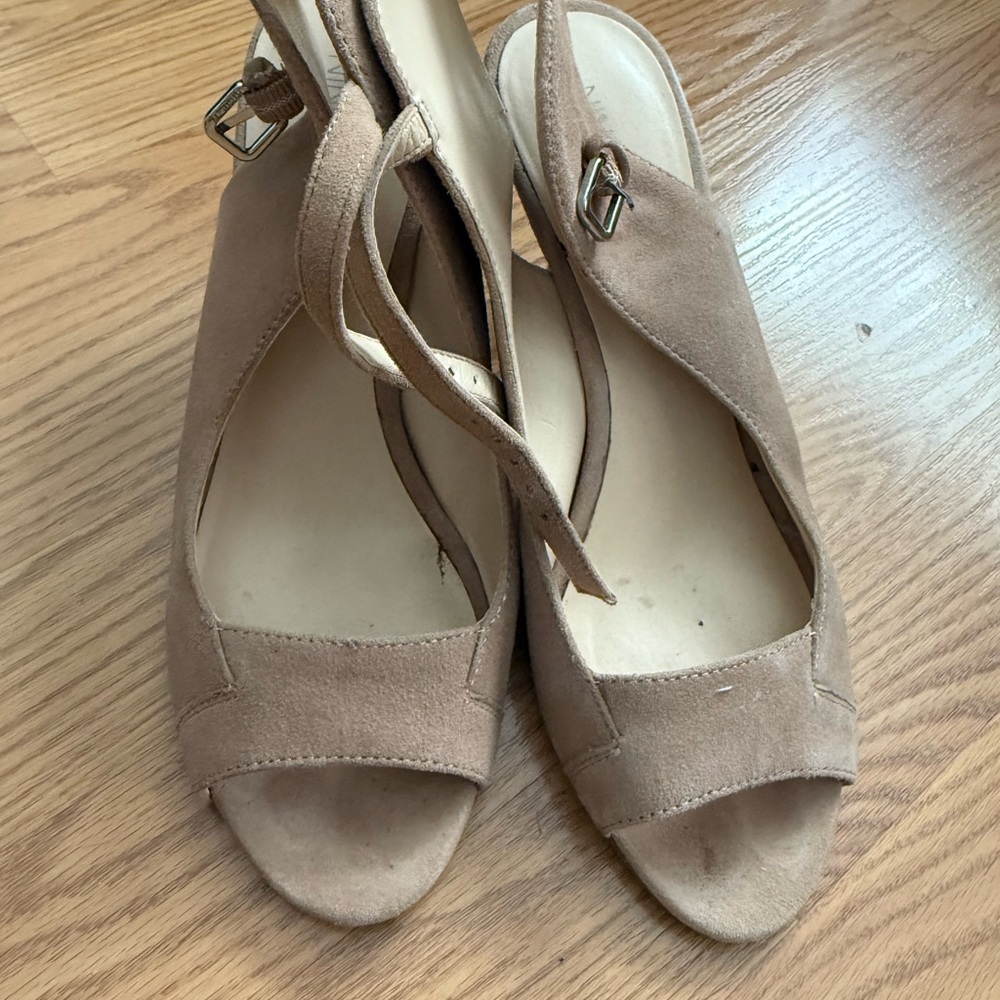 Nine West Tan Women's Sandals